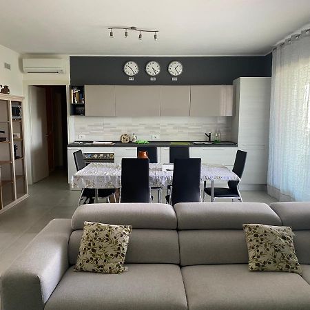 Dream House Apartment Limena Luaran gambar